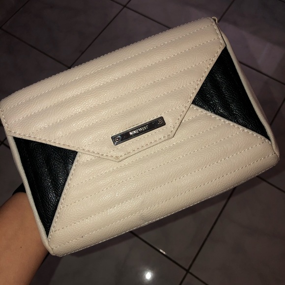 Side purse - Picture 2 of 3